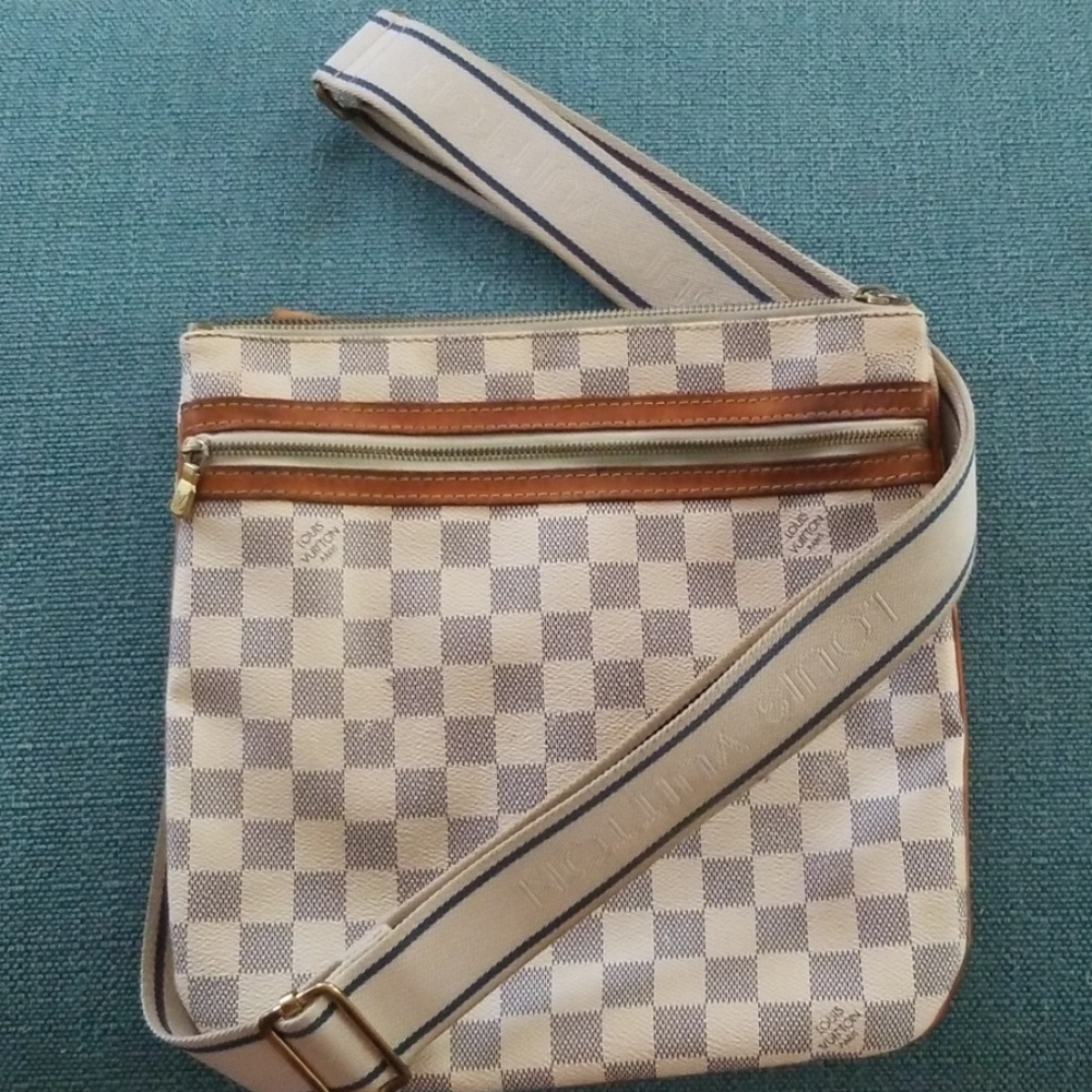 Louis Vuitton Bosphore crossbody